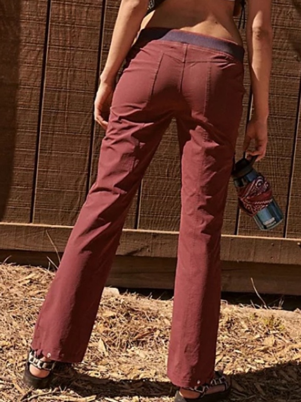FP MOVEMENT Free People Cascade Flare Cargo Pants in Oxblood Sz XS Low Rise NWOT - Picture 3 of 14